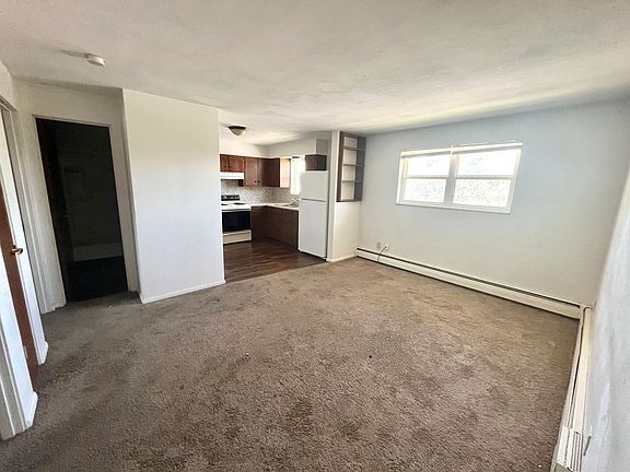 2nd image of 505 Washington Ave APT 9