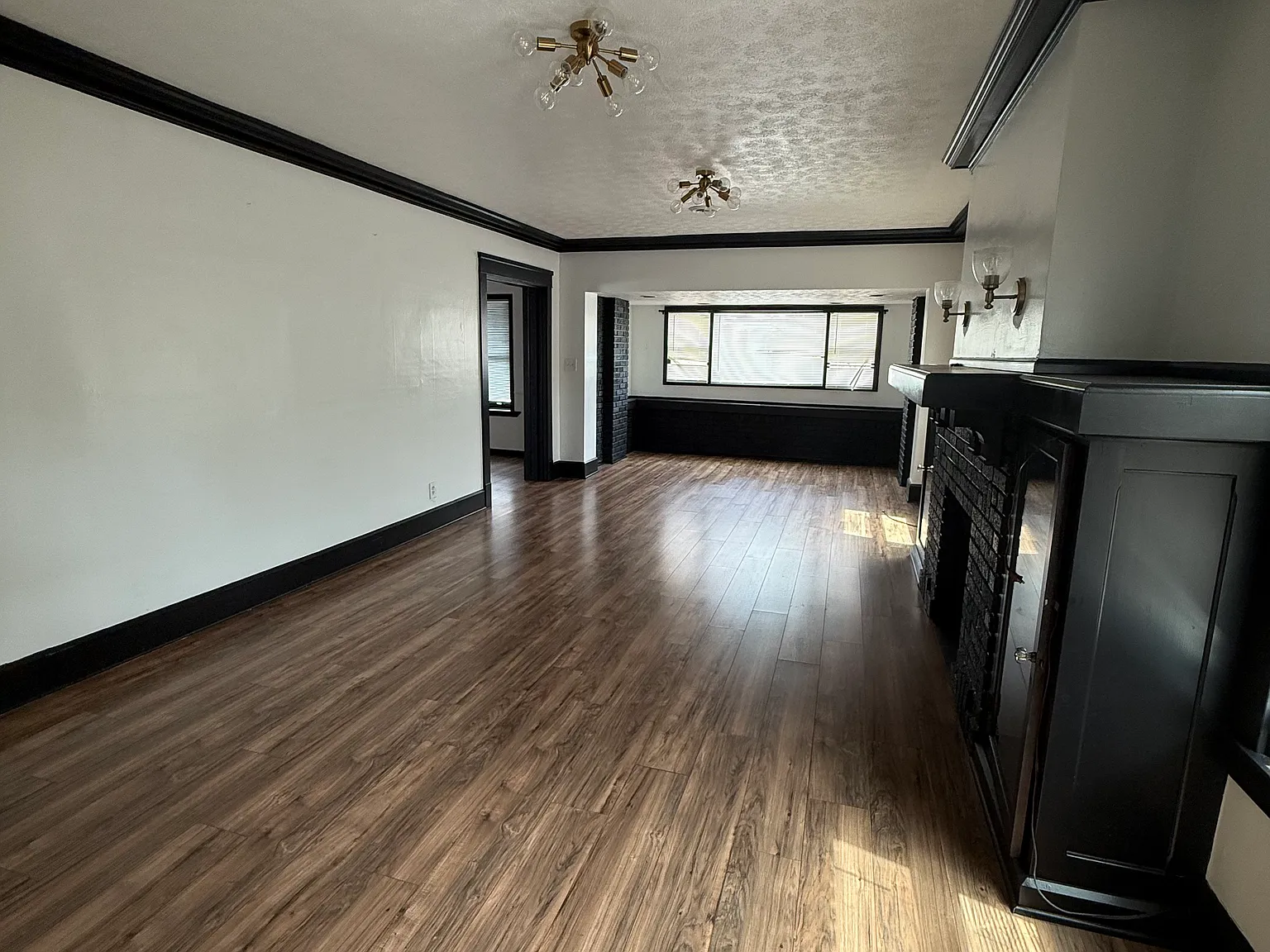 4 bed, 1800 sqft, $1,700 — Photo 2