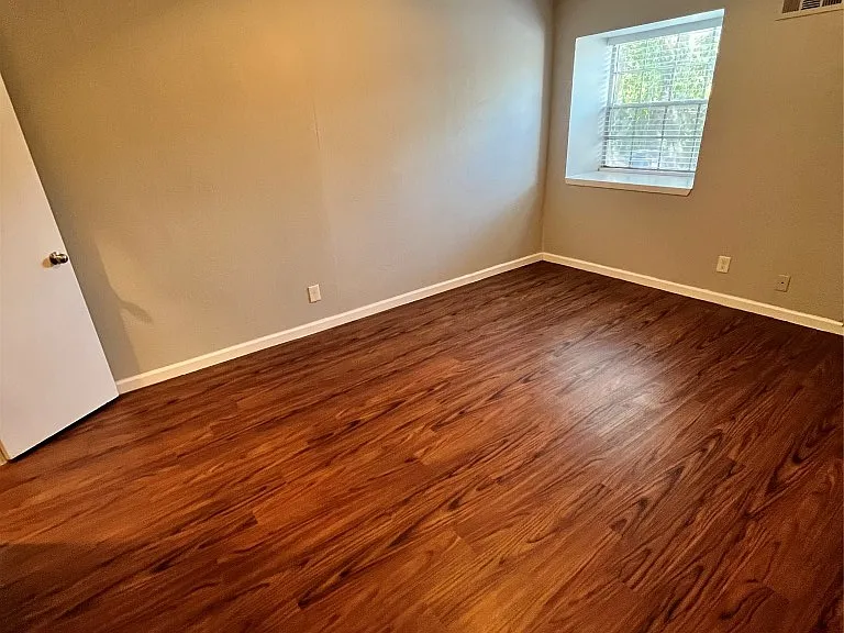 4906 W Gate Blvd #104 — Photo 7