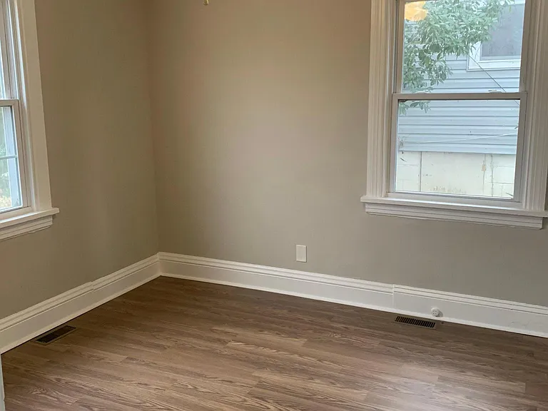 108 N Ivy Ave — Photo 10