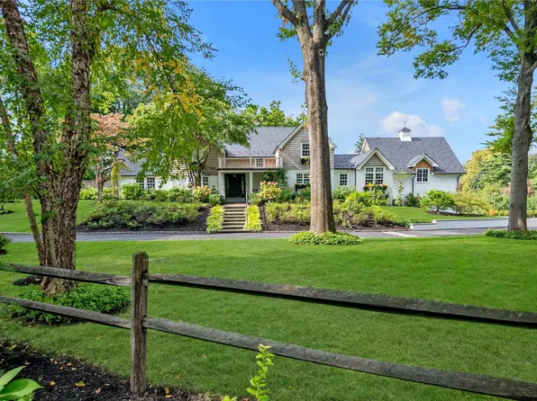 67 Barkers Point Road, Sands Point, NY 11050