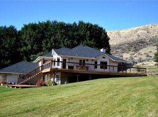 1130 Pitcher Canyon Rd, Wenatchee, WA 98801