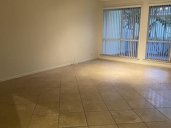 5th image of 91-1035 Laaulu St #24E-1