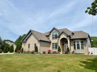 1807 N President St, Wheaton, IL