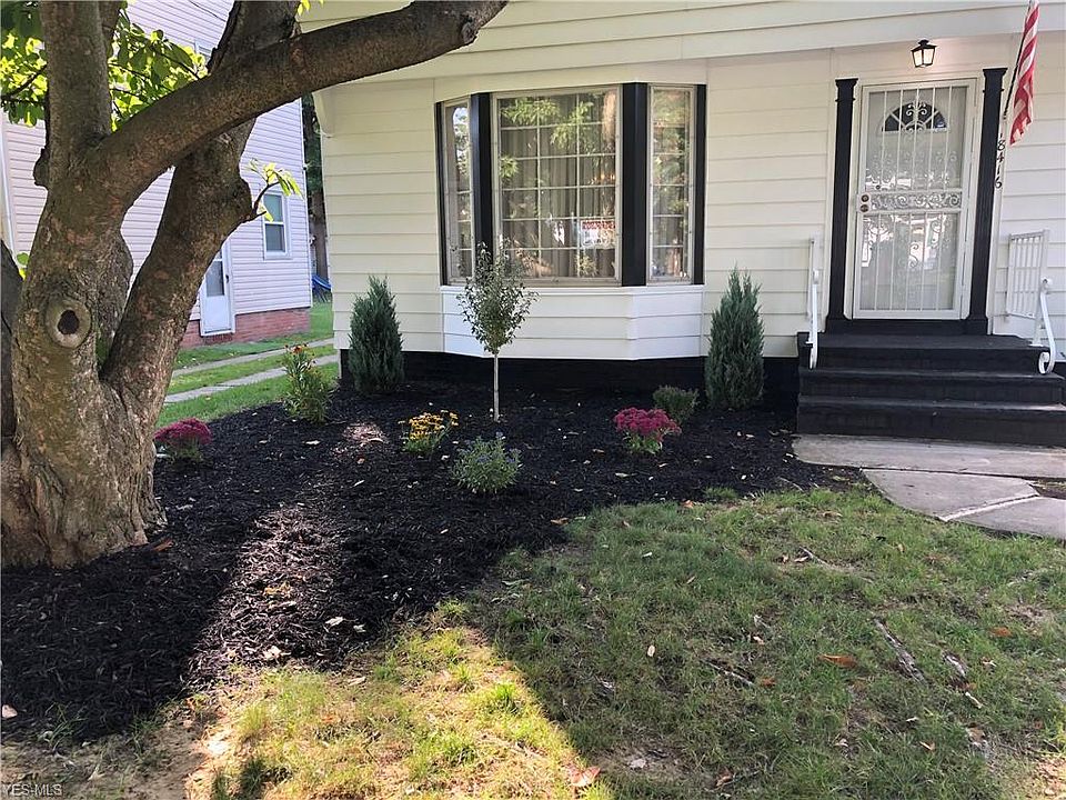 2nd image of 18416 Maple Heights Blvd
