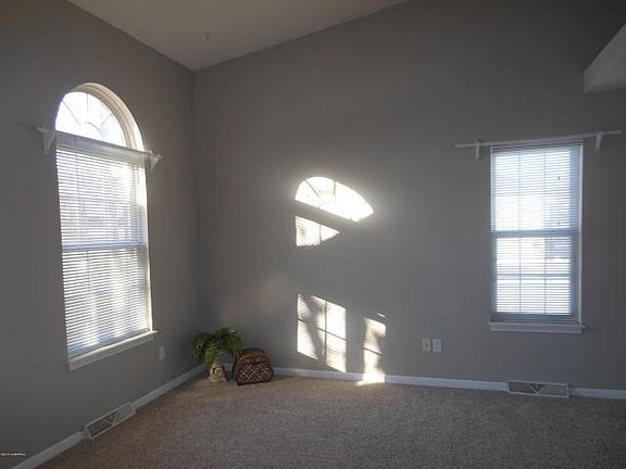 2nd image of 1911 London Way