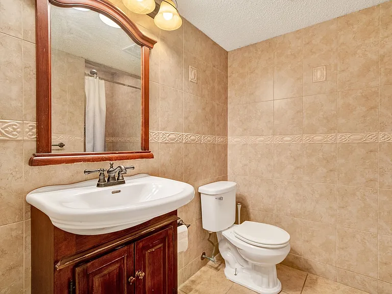 110 N Deerwood Ave — Photo 13