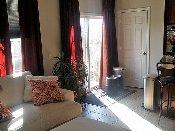 3rd image of 6921 Vistamere Way