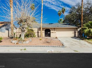 4492 E Rochelle Ave, Las Vegas, NV 89121