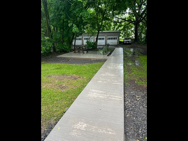 826 Park St — Photo 12
