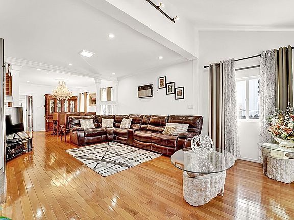 5th image of 103-19 105th St