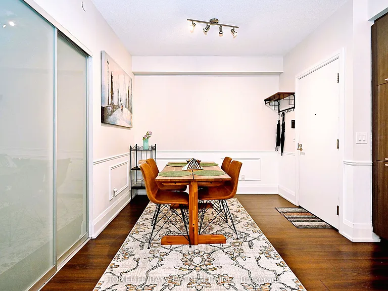 120 Harrison Garden Blvd #735 — Photo 9