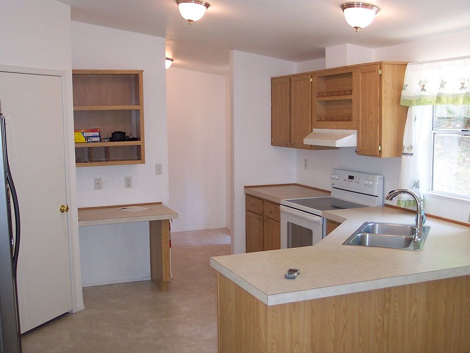1st image of 2120 Crescent Lake Dr NW