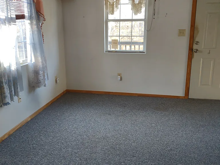 1909 Varnell Ave NE — Photo 9