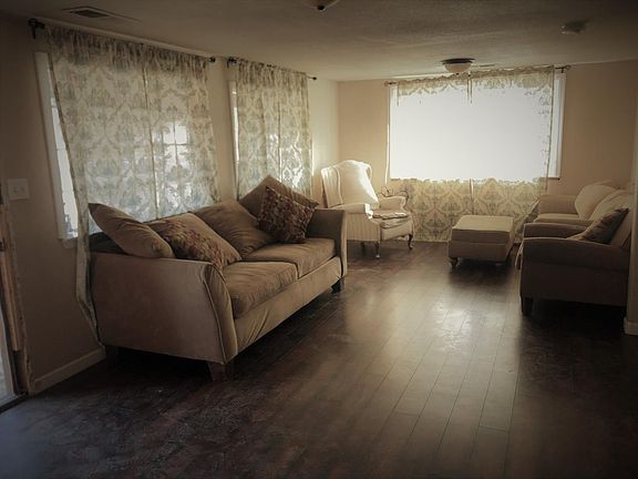 4th image of 15043 Water Avenue
