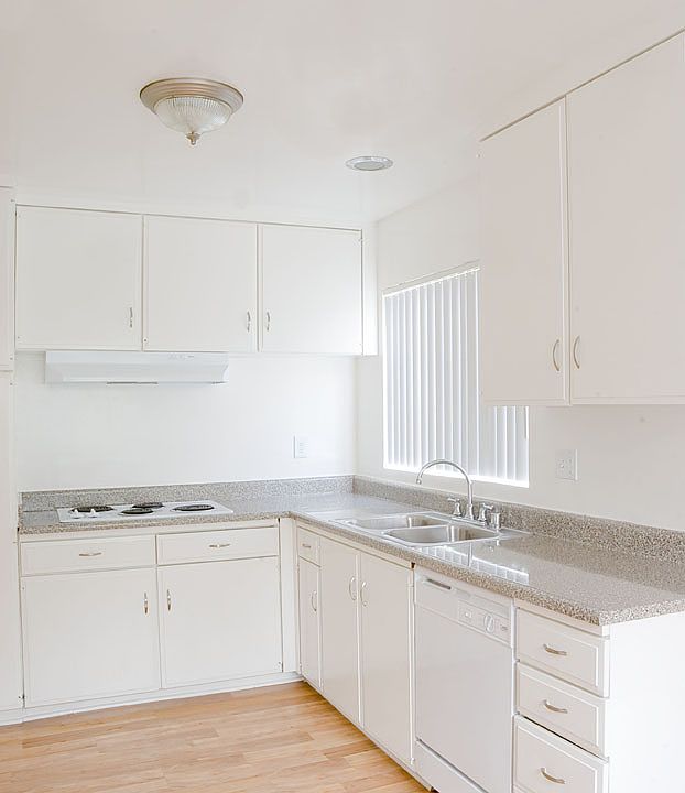 1st image of 291 S Euclid Ave APT 202