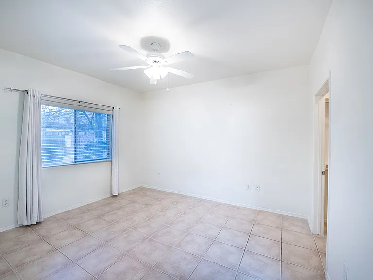 1050 E Cactus Ave #1082 — Photo 22
