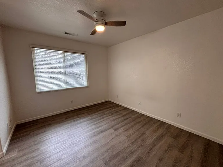 1024 Westcreek Ln — Photo 7