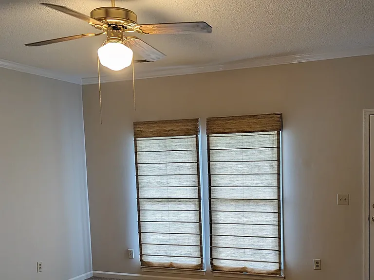 106 Bethany Ln — Photo 4