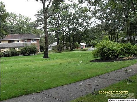 1st image of 40F Cambridge Ct
