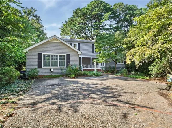 5555 Lakewood Dr, Norfolk, VA 23509