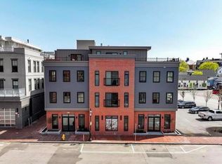 238 Deer St #302, Portsmouth, NH 03801