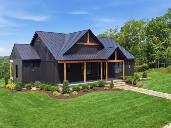 190 Farm Ridge Ln, Chicora, PA 16025