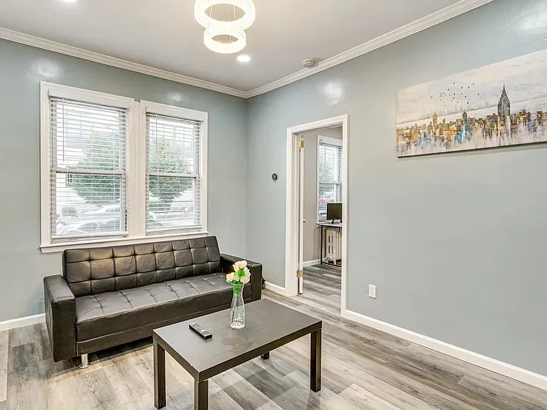 77 Laidlaw Ave #3 — Photo 21