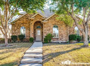 122 High Meadow Rd, Red Oak, TX 75154