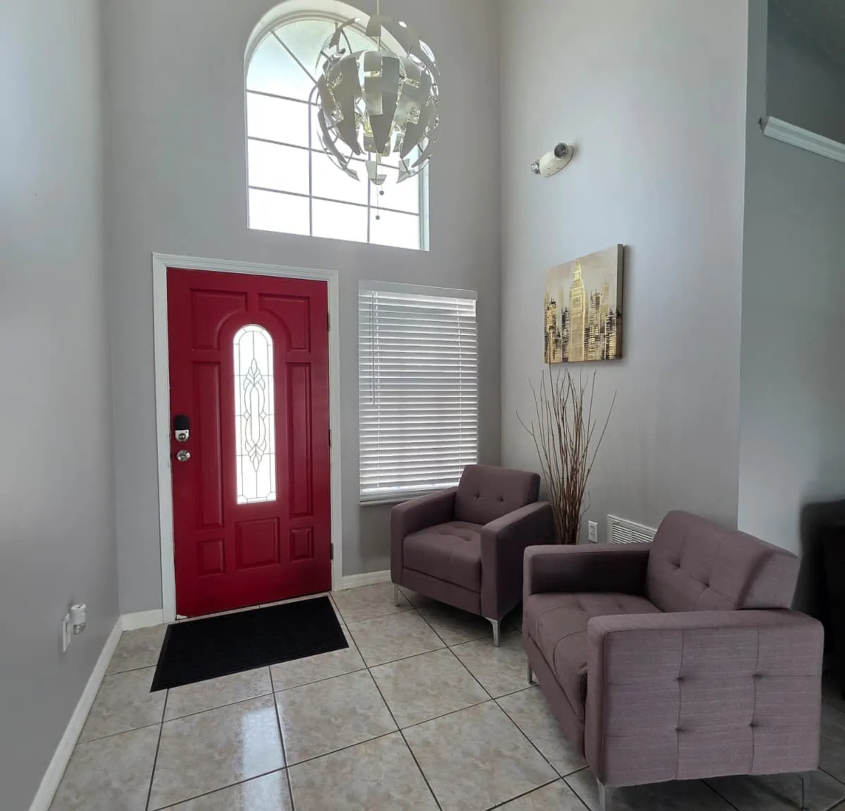 3 bed, 1344 sqft, $2,600 — Photo 2