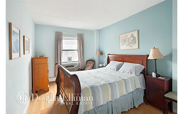 Sold by Douglas Elliman | media 10