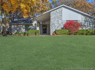 3205 Bahama Dr, Sand Springs, OK 74063