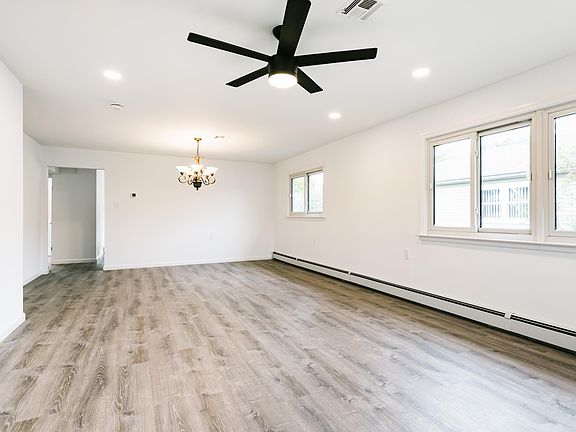 4th image of 849 Jamaica Blvd