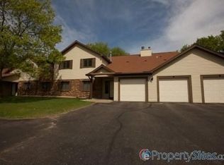 7 Fox Ridge Ct APT A, West Saint Paul, MN 55118