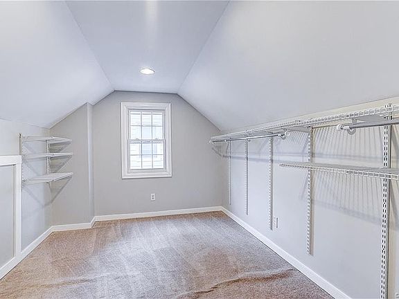 5th image of 6729 Stuart Ave