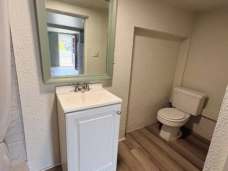 339 SW Ebb Ave — Photo 10