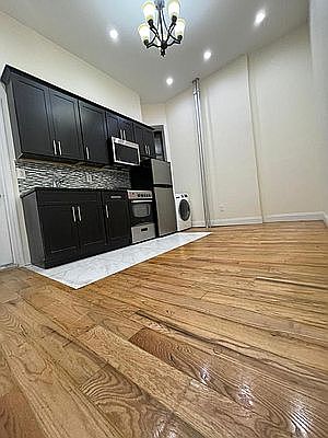 3rd image of 30 Rogers Ave #Bb