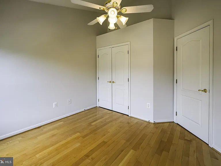 1156 Regal Oak Dr — Photo 42