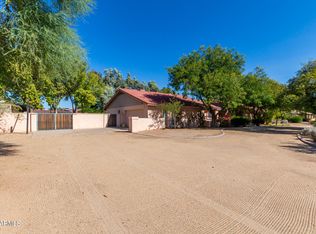 6416 W Larkspur Dr, Glendale, AZ 85304