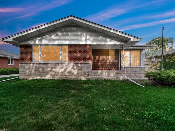 8117 Euclid Ave, Munster, IN 46321