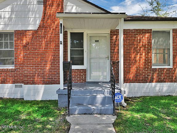 5th image of 355 E 45TH Street