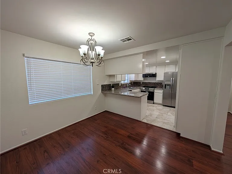 845 W Olive Ave #B — Photo 13