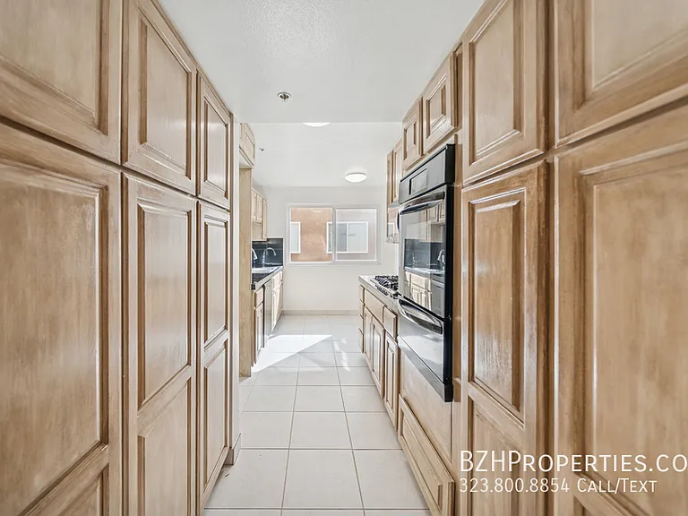 1508 Greenfield Ave — Photo 11