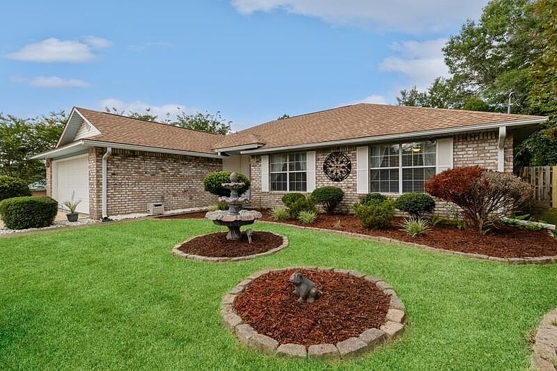 1st image of 195 Villacrest Dr