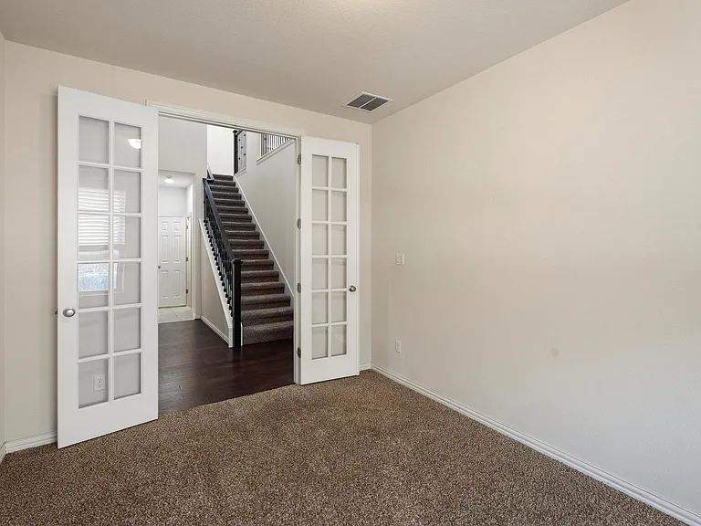 272 Nantucket Cir — Photo 16