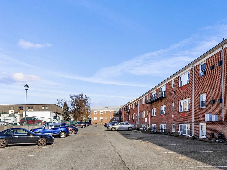 1-53 Brighton Ave #140 — Photo 5