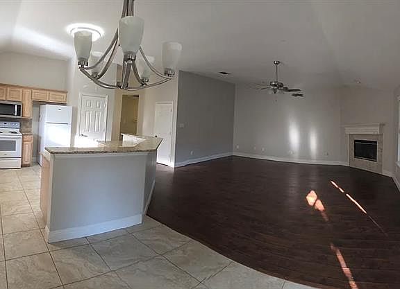 2nd image of 6116 Silkcrest Trl #6116