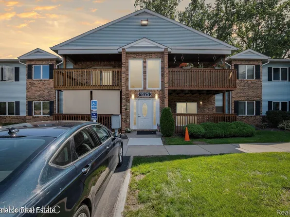 1525 Harbour Ct APT 73, Trenton, MI 48183