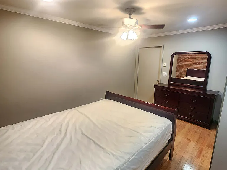 175 Front St #2 — Photo 13