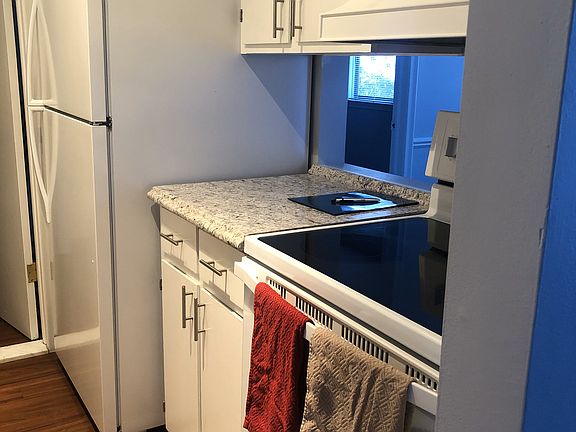 4th image of 1280 Dewey St APT 6